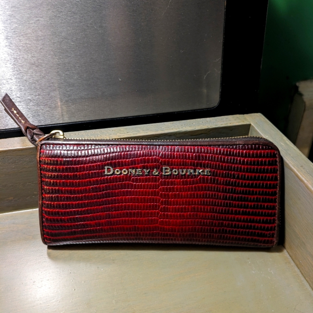 Beautiful Alligator wallet